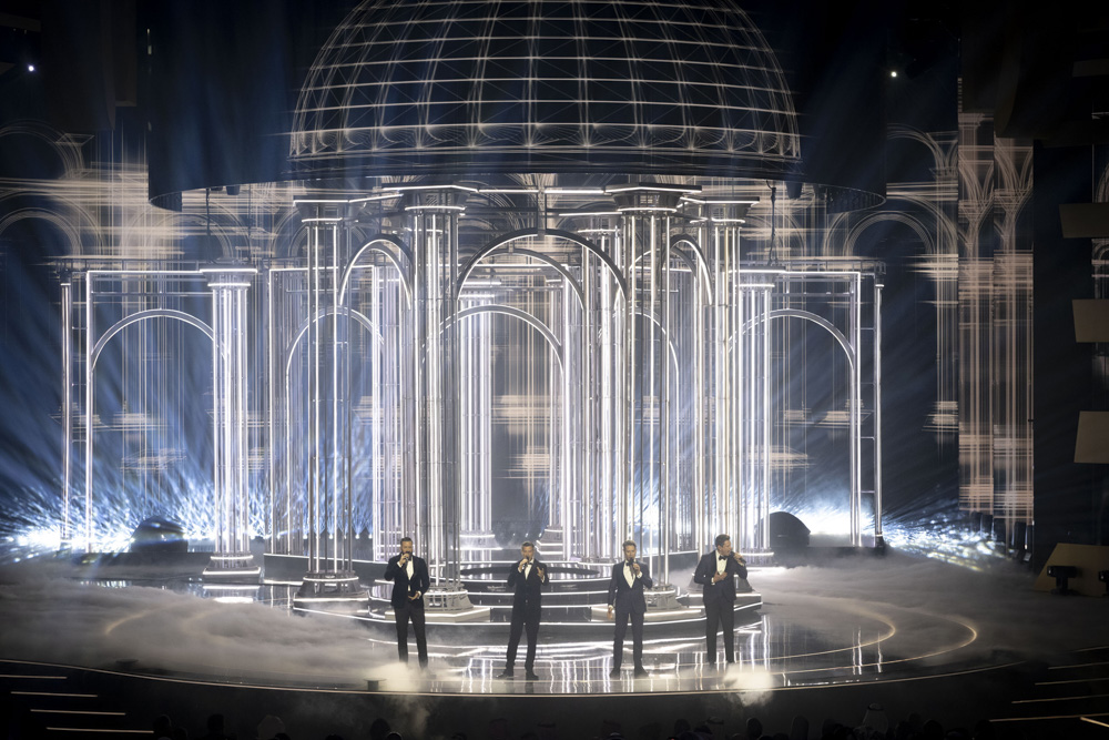 CopyrightSTUFISH_0 COVER_R2Rw