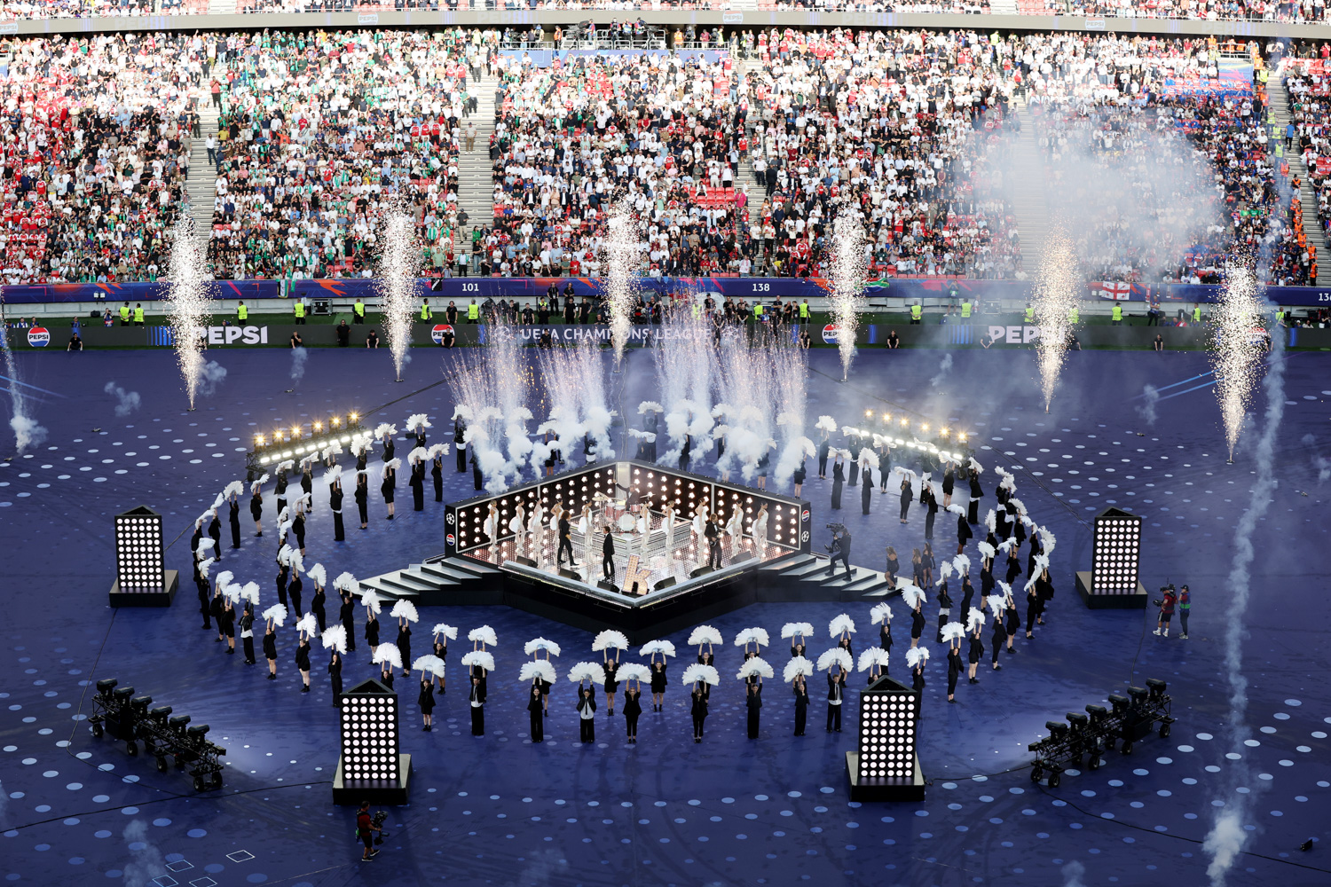 UEFA Champions League Kick Off Show