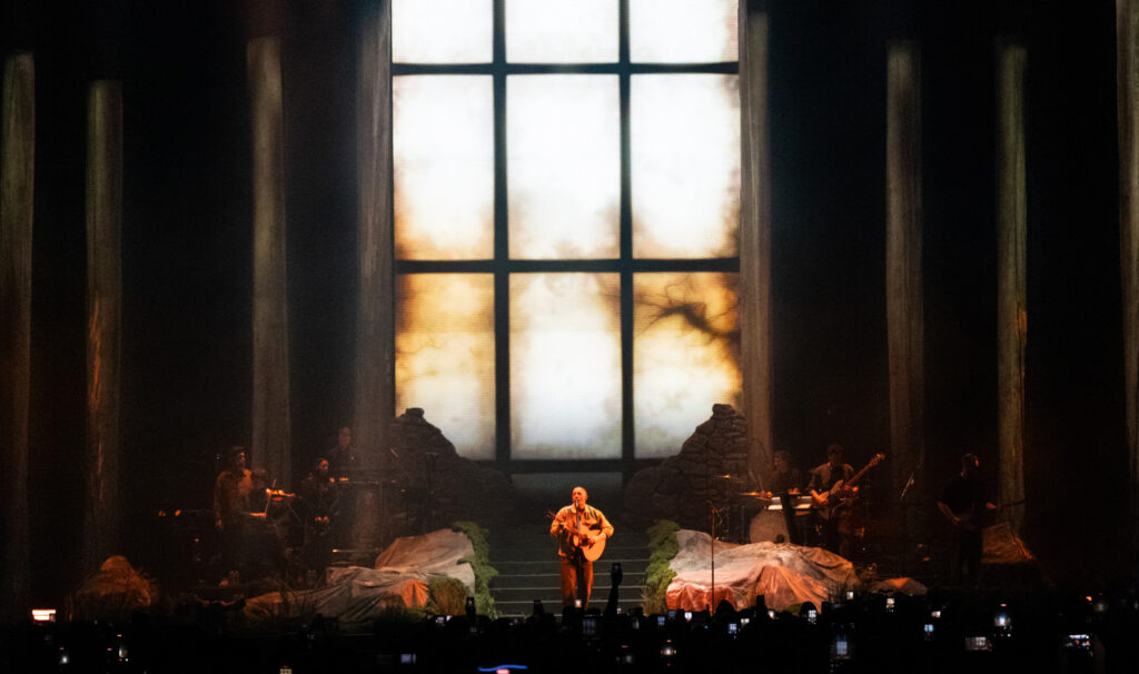 Copyright STUFISH_1423Dermot Kennedy_2026-06-05_IMG_8073_w